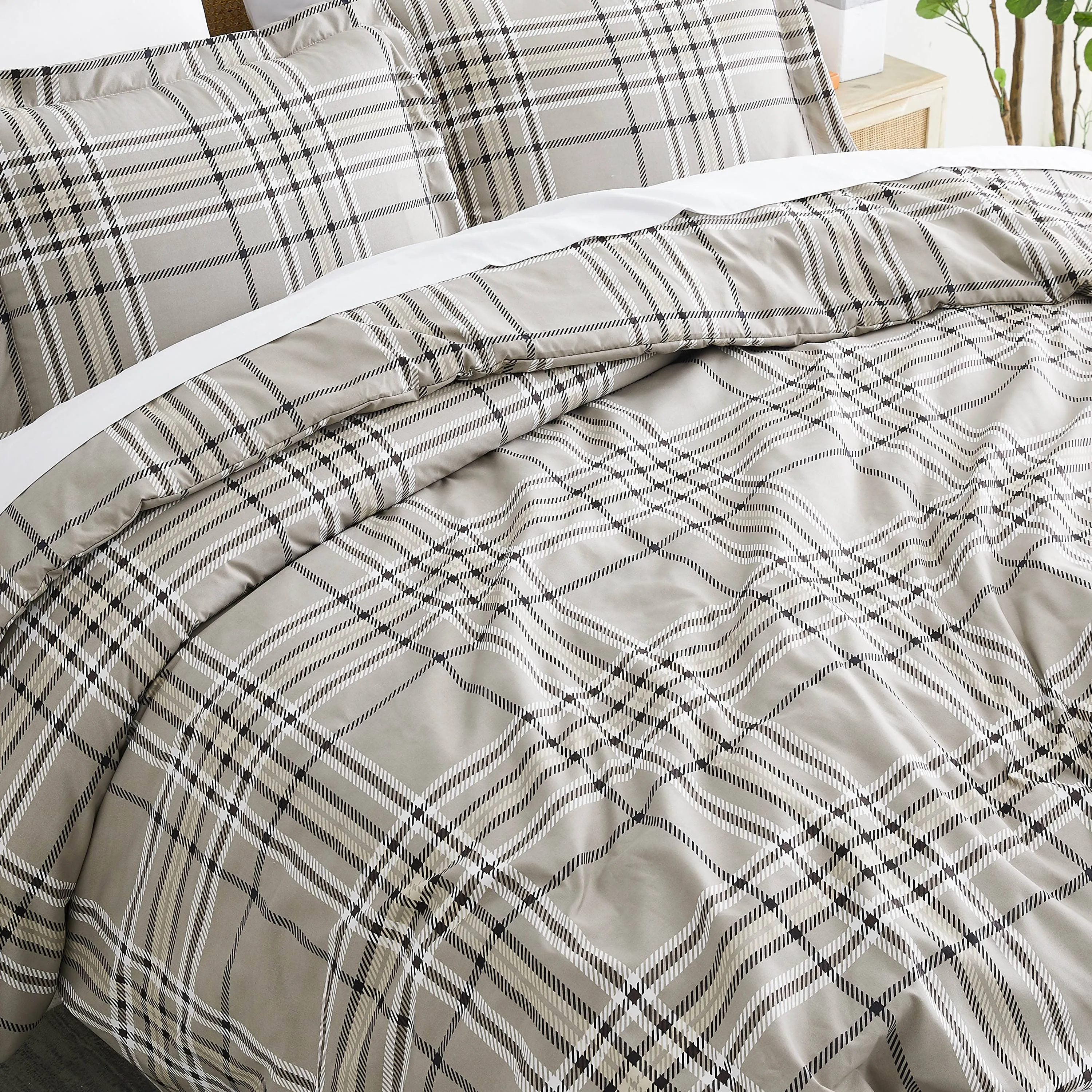 Vilano Plaid Duvet Cover Set