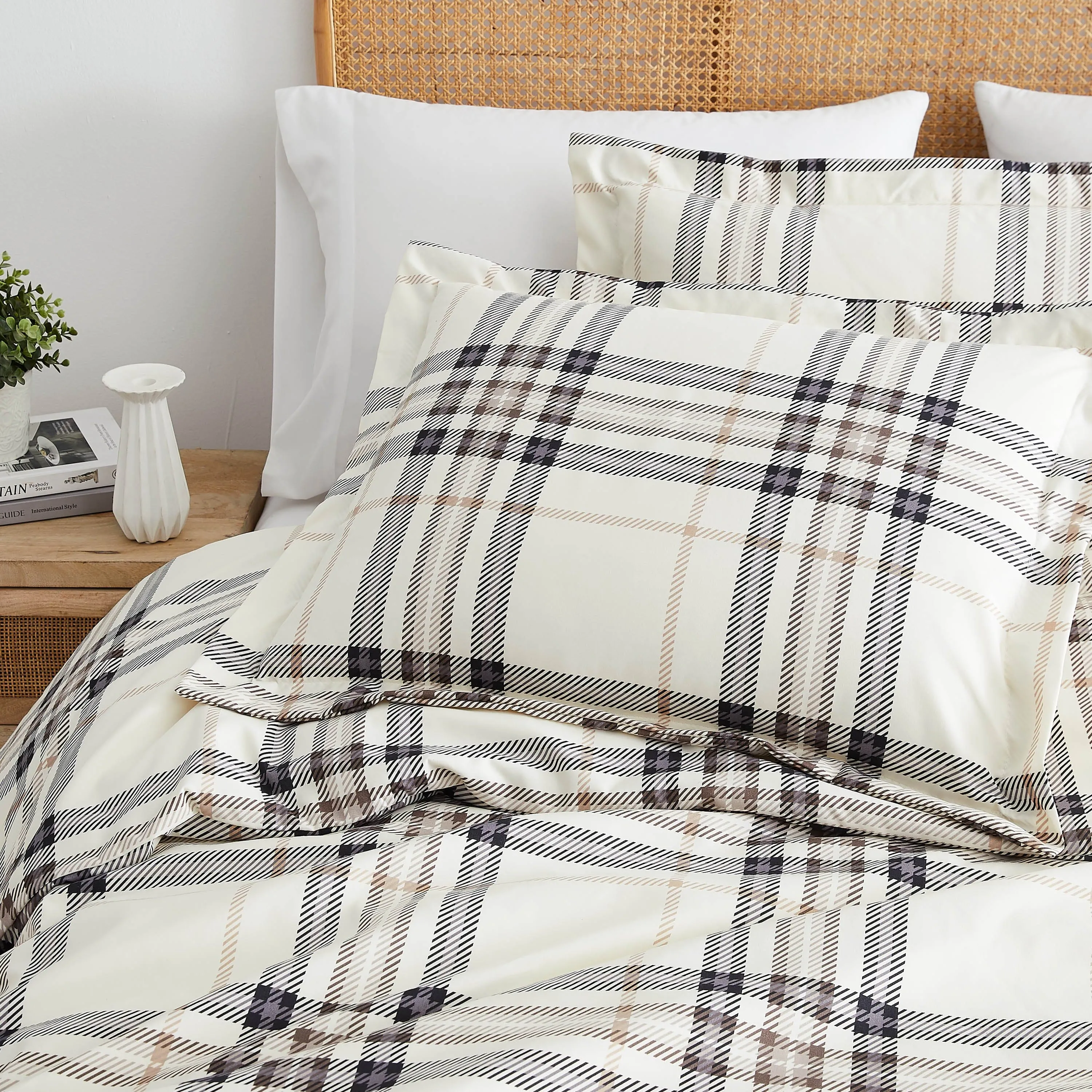 Vilano Plaid Duvet Cover Set